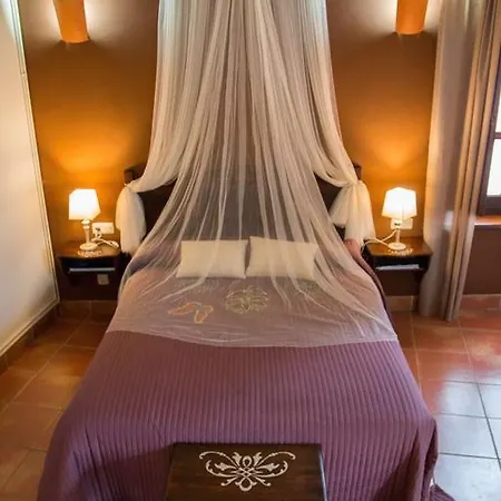 Hospederia Virgen De La Fuente