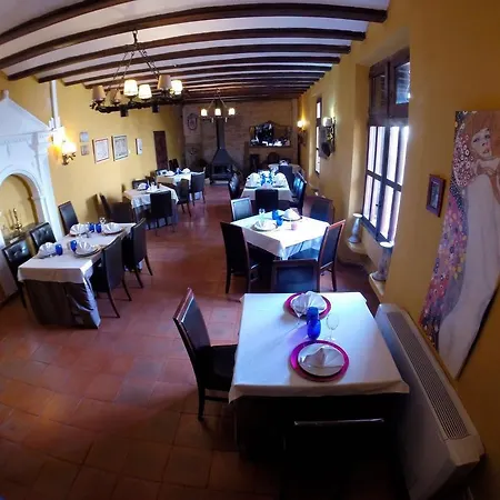 Hospederia Virgen De La Fuente