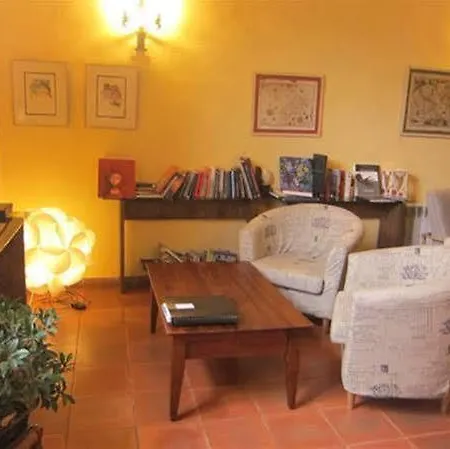 Hospederia Virgen De La Fuente