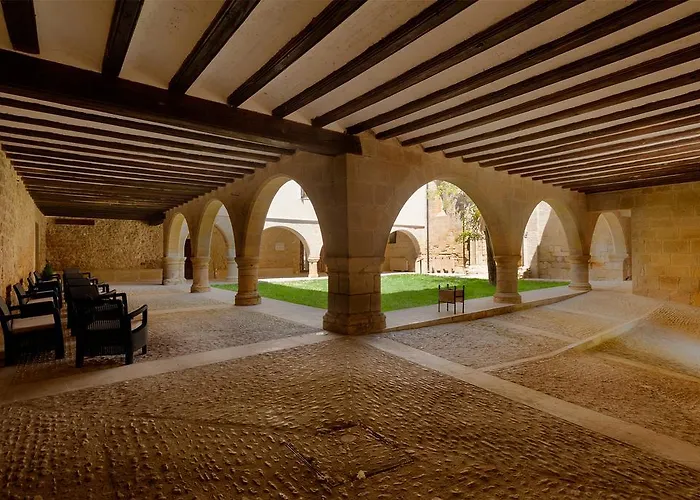 Hospederia Virgen De La Fuente * Peñarroya de Tastavins