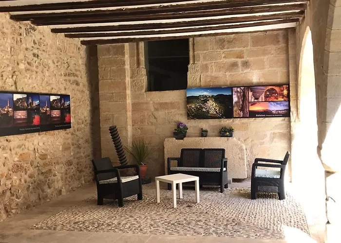 Hospederia Virgen De La Fuente * Peñarroya de Tastavins