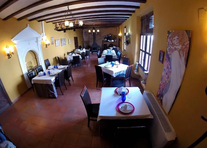 Hospederia Virgen De La Fuente